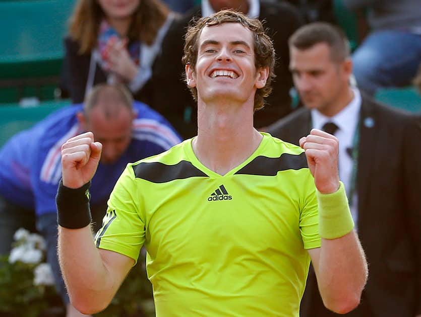 ritain's Andy Murray celebrates winning the fourth round match of the French Open tennis tournament against Spain's Fernando Verdasco at the Roland Garros stadium, in Paris, France.
