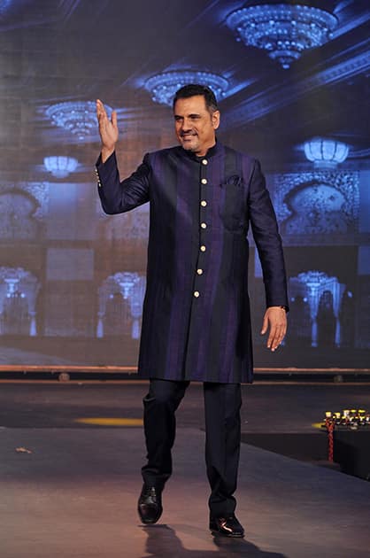 BOMAN IRANI AT HNY TRAILER LAUNCH IN MUMBAI.