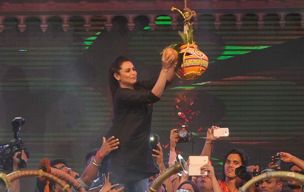 Rani Mukherjee during dahi handi celebration in Mumbai. dna