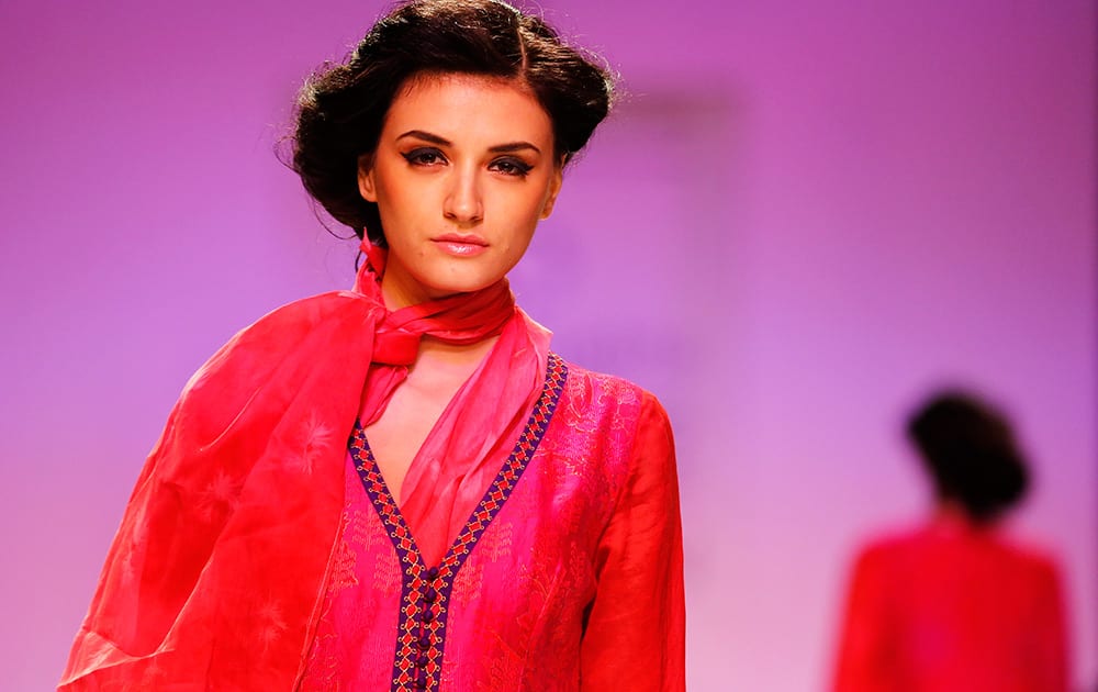 A model displays creations by Krishna Mehta on the second day of the Lakme Fashion Week in Mumbai.