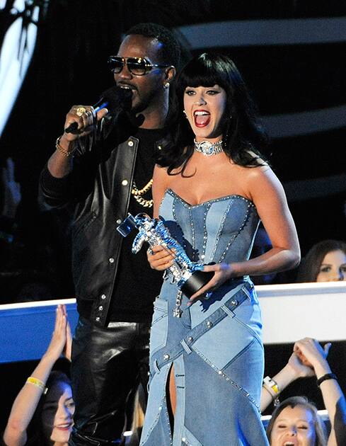 Katy Perry and Juicy J accept the award for Best Female Video at the MTV Video Music Awards at The Forum in Inglewood, Calif. 