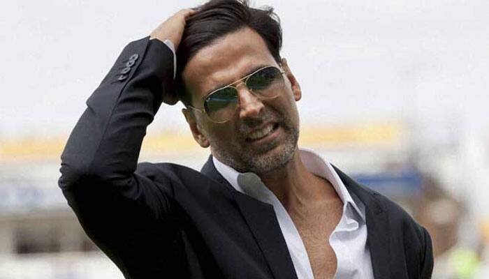 Akshay Kumar can carry off anything: Designer Rick Roy