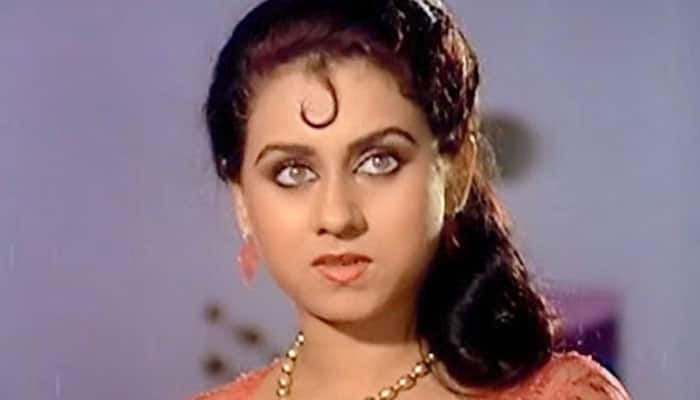 Daughter of actor D.K Sapru and Hemvati. Priti did some Hindi films at the start of her career. She is sister to actor Tej Sapru. This beautiful Kashmiri actress turned her way into Punjabi cinema, after working in some Hindi films. Interestingly, Jeevan is her uncle.
Compiled By: Ritika Handoo