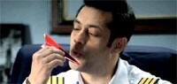 ‘Bigg Boss’ 8 new promo: Bajaa doonga, says Salman Khan