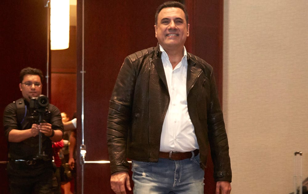 BOMAN IRANI AT THE PRESS CONFERENCE OF SLAM THE TOUR IN HOUSTON.