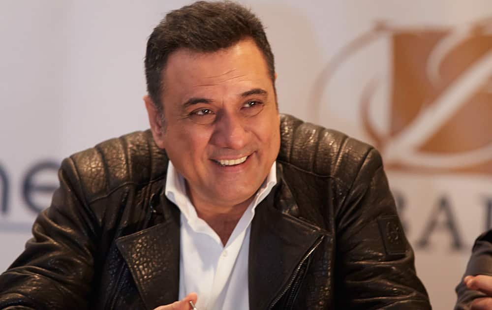 BOMAN IRANI AT THE PRESS CONFERENCE OF SLAM THE TOUR IN HOUSTON.