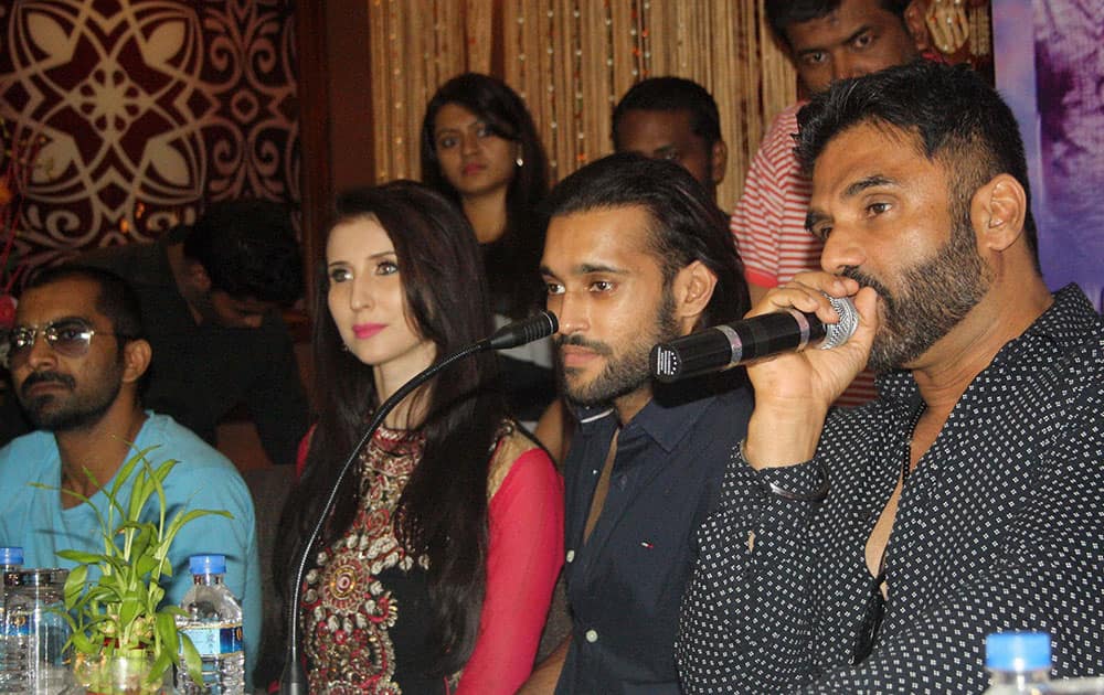 Bollywood actors Sunil Shetty and Claudia Ciesla and others addressing a press conference for their upcoming film Desi Kattey in Meerut.