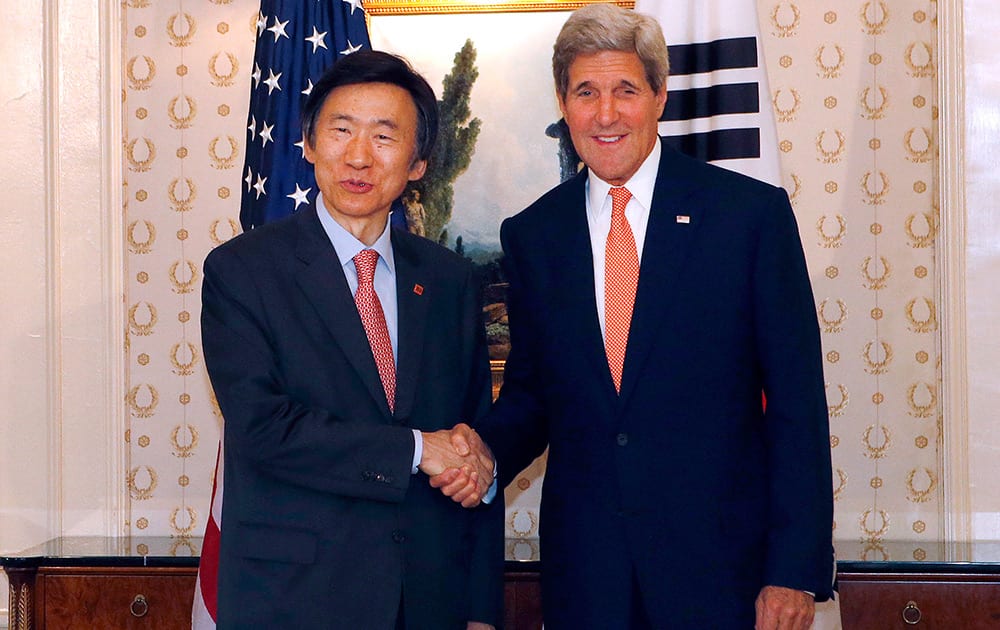 Secretary of State John Kerry, meets with South Korean Foreign Minister Yun Byung-se at the Waldorf Astoria Hotel in New York.