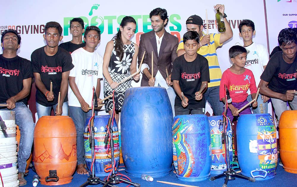 Tara Sharma and Purab Kohli during a charity fund raiser event themed Let your feet do the giving for NGO Footsteps4Good organised by the British Business Group in Mumbai. -dna