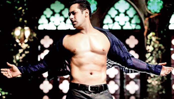 Shocker! Salman Khan&#039;s six-pack abs not for real?