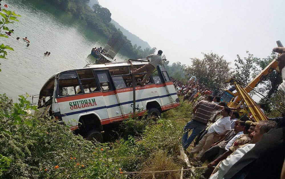 Rescue work in progress after bus fell into Govind Sagar Lake in Bilaspur district.