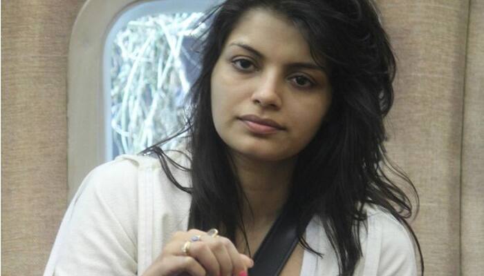 Sonali Raut first to exit &#039;Bigg Boss 8&#039; house!