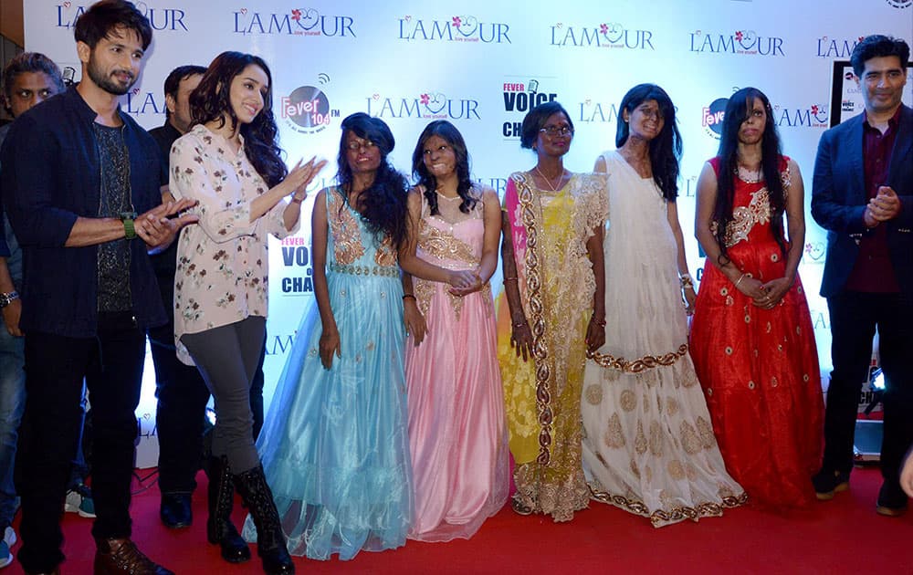 Actors Shahid Kapoor and Shraddha Kapoor with acid attack survivors at a programme organised for them in Gurgaon.