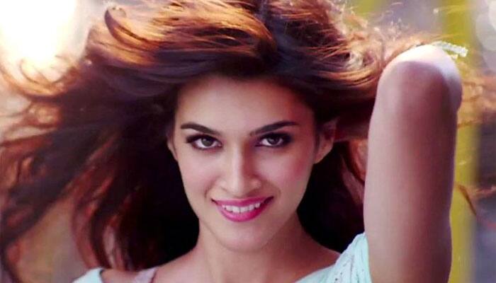 Kriti Sanon being considered for &#039;Half Girlfriend&#039;?