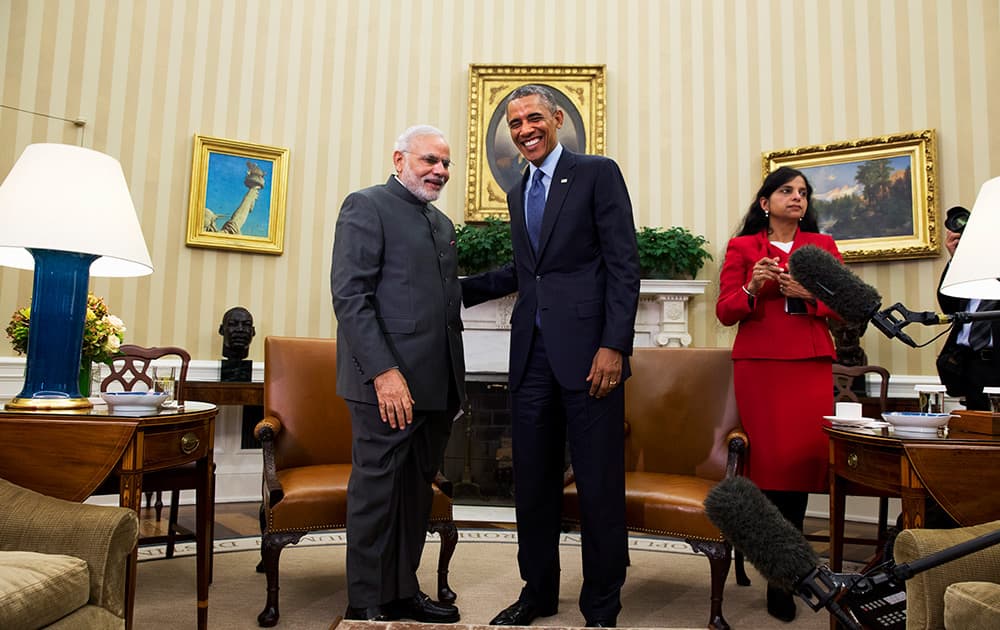 President Barack Obama meets with Indian Prime Minister Narendra Modi, in the Oval Office  of the White House in Washington. 