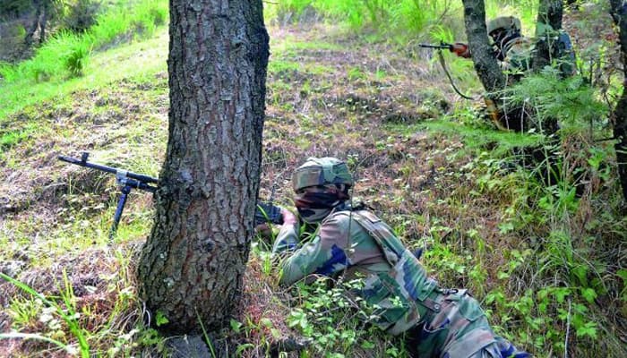 Five killed, 34 injured in heavy shelling by Pakistan along LoC; India says &#039;forces ready&#039; 