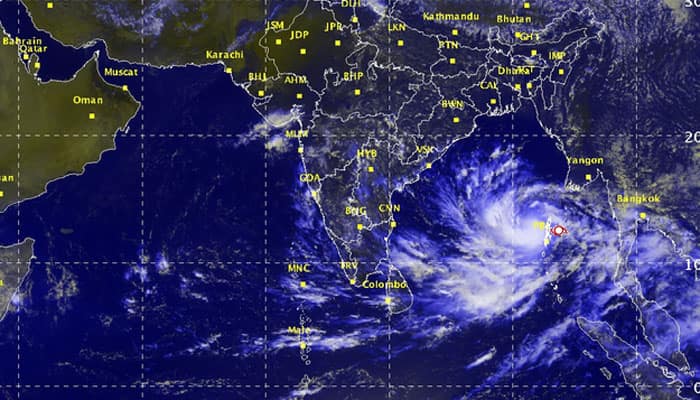 Odisha braces for Cyclone &#039;Hud Hud&#039;, landfall on October 12​; state govt sets &#039;zero casualty&#039; target