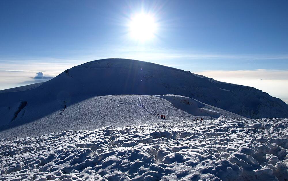 Aclimbing tour to Chimborazo, Ecuador highest peak at 6,310 meters. The region has five summits on flanks of rocks and an extensive Andean plateau.​