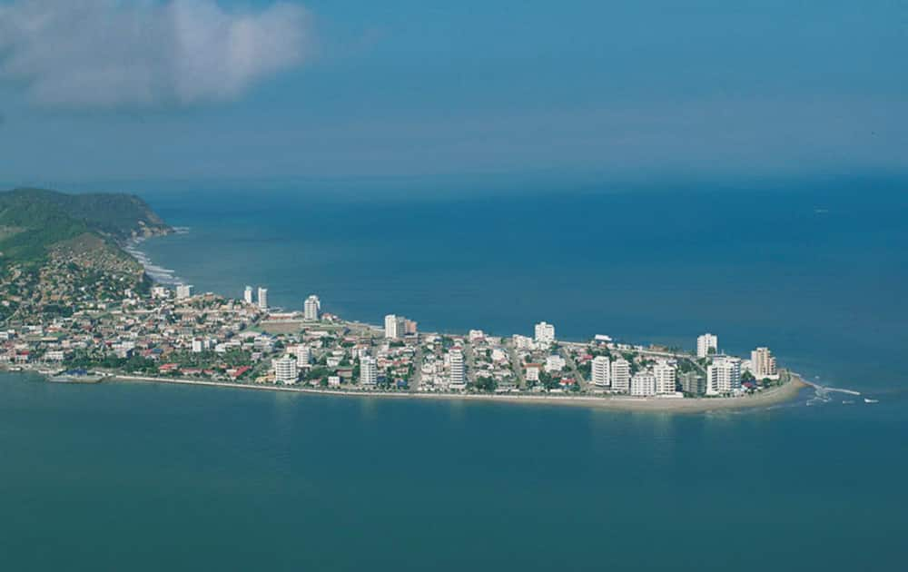 Bahia de Caráquez, a beautiful eco-city on the Pacific coast, is the departure point for visiting tropical dry forests and archaeological sites.