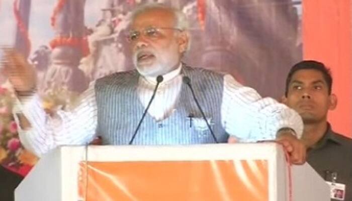 Narendra Modi fires salvo at Congress, NCP, terms Maharashtra polls as their “final exam”