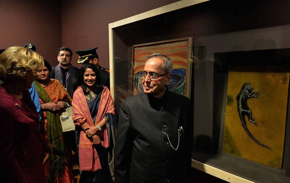 President Pranab Mukherjee with his daughter Sharmistha Mukherjee during their visit Munch Museum at Oslo, Norway.