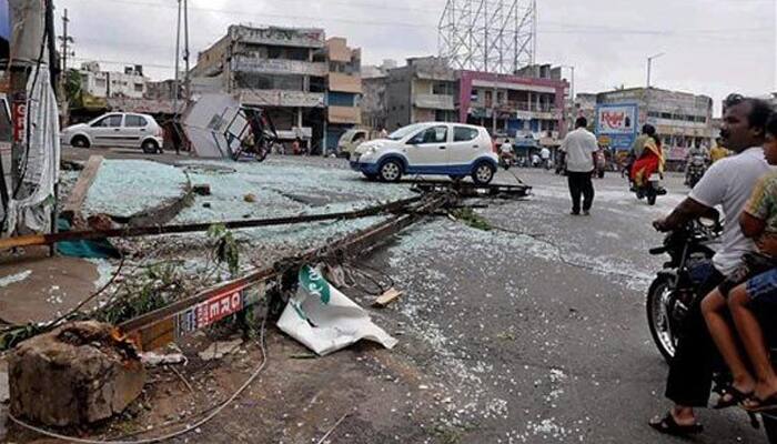 Cyclone Hudhud: Partial restoration of services in Visakhapatnam, but some areas still in dark