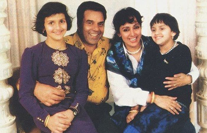 Hema Malini with family