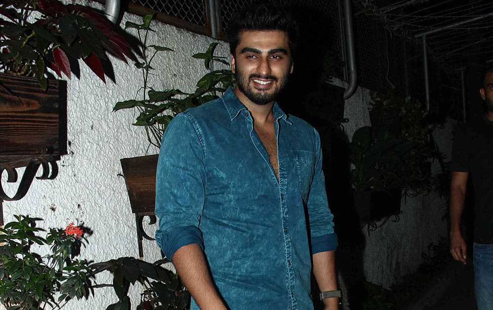 Arjun Kapoor at the screening of the Hollywood movie 'Gone Girl' at a suburban preview theatre in Mumbai. dna