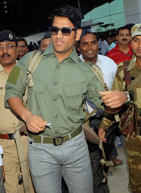 Mahendra Singh Dhoni arrives at Birsa Munda International Airport at Hinoo, in Ranchi.