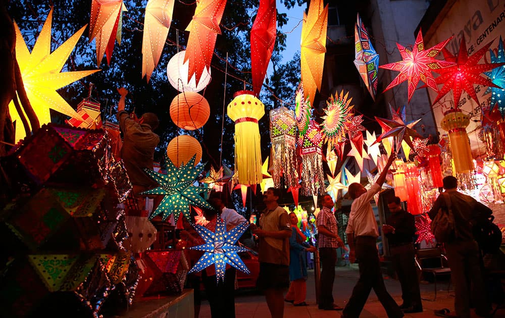 Indians buy lanterns and lamps from roadside stalls ahead of Diwali, the Hindu festival of lights in Mumbai.