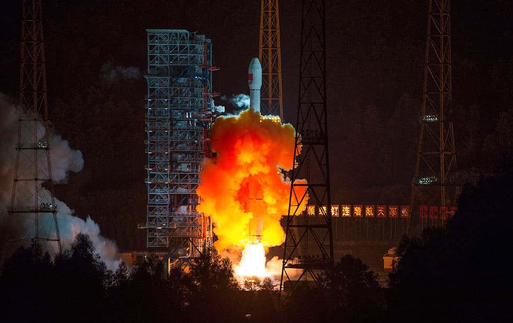 An unmanned spacecraft is launched atop an advanced Long March 3C rocket from the Xichang Satellite Launch Center in southwest China's Sichuan Province.
