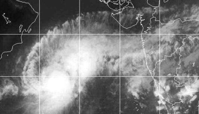 Gujarat on high alert for Cyclone Nilofar