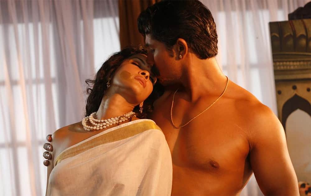 Rang Rasiya Movie Hot Photos | Hot Sex Picture