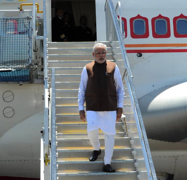 PM Narendra Modi arrives at Brisbane, Australia for G20 summit.