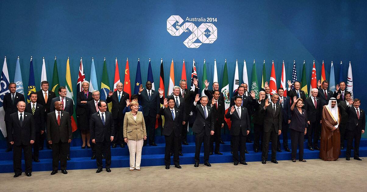 Prime Minister Narendra Modi with Australian Prime Minister Tony Abbott President of China Xi Jinping, U.S. President Barack Obama, UK Prime Minister David Cameron and other leaders posing for the family photo during the G 20 Summit in Brisbane, Australia.