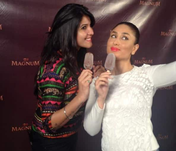 Kareena Kapoor Khan ‏-: Selfie Time with Magnum Contest Winners ! - Twitter