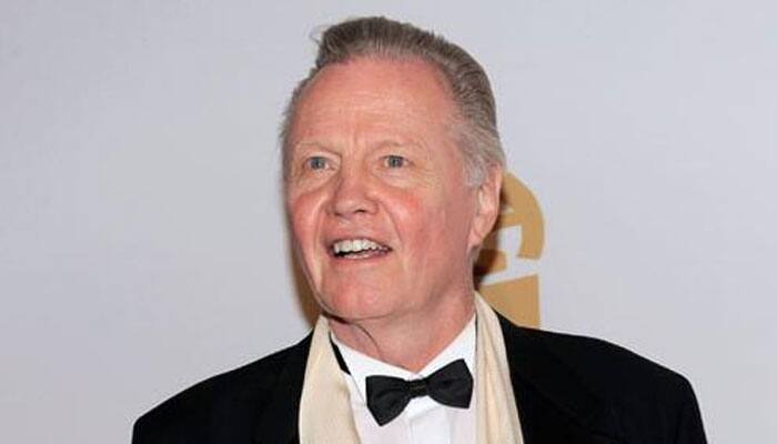 Jon Voight to play football coach Paul Bryant in new film