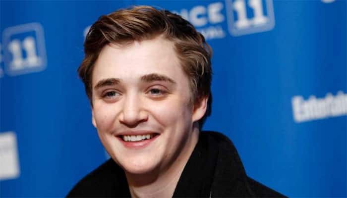 Actor Kyle Gallner Welcomes Second Child With Girlfriend And More News Zee News