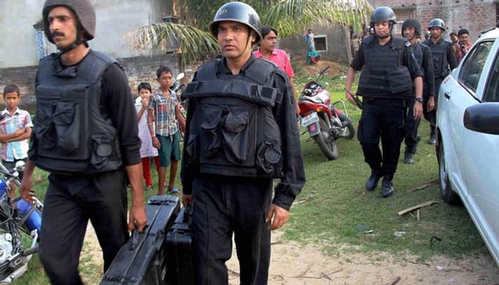 Burdwan blast mastermind&#039;s wife, eight others held in Bangladesh