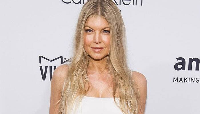 Oops! Fergie suffers wardrobe malfunction