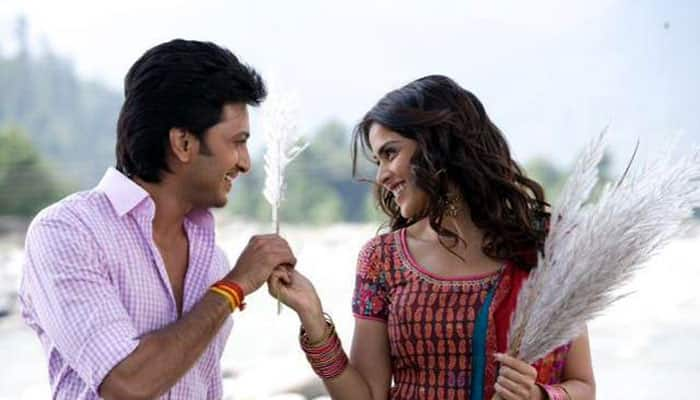 Wishes pour in from B-town for Riteish, Genelia