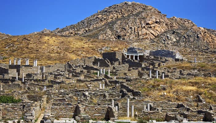 Archaeologists discover &#039;underwater Pompeii&#039; off coast of Greek island Delos