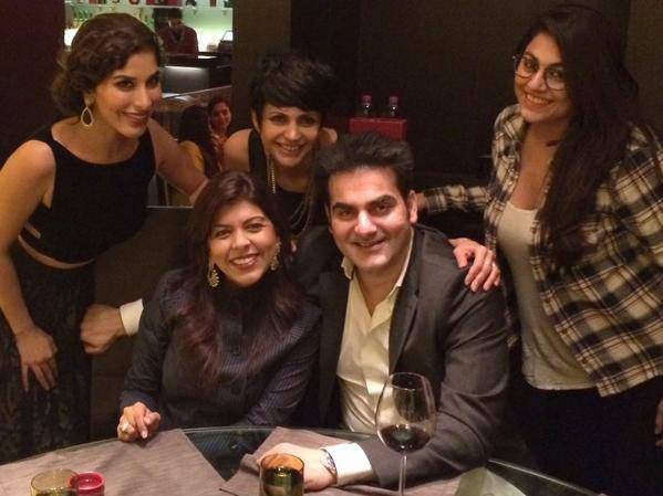 SOPHIE CHOUDRY :-@arbaazSkhan @mandybedi @TANAAZB @tanimakhosla & me! #DelhiNights #Wasabi - Twitter