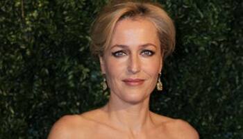 Gillian Anderson, Tom Hiddleston win big at Theatre Awards