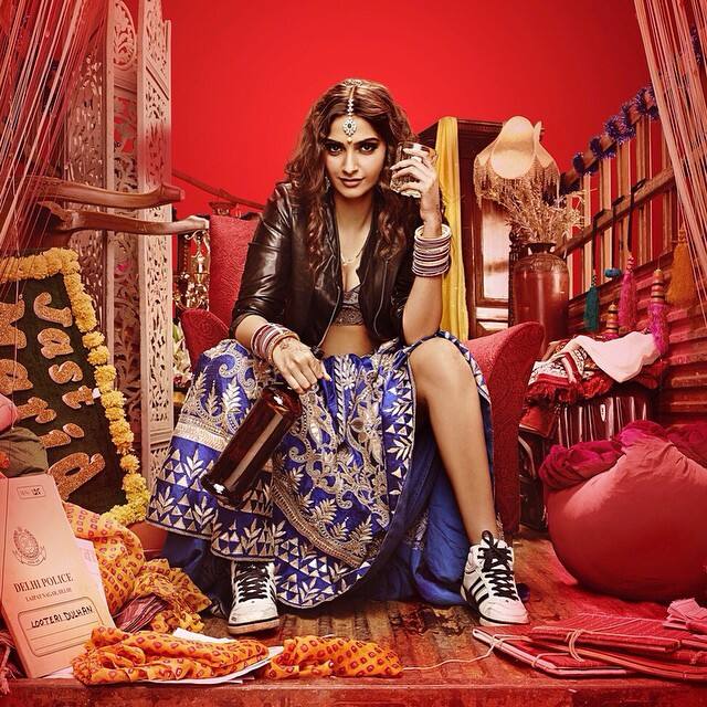 sonam kapoor :- Dolly kiski?? #dollykidoli -instagram