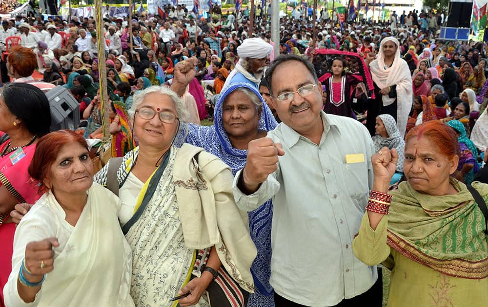 Narmada Bachao Andolan leader Medha Patkar joins with the survivors of Bhopal Gas disaster during a protest to mark the anniversary of tragedy, in Bhopal.