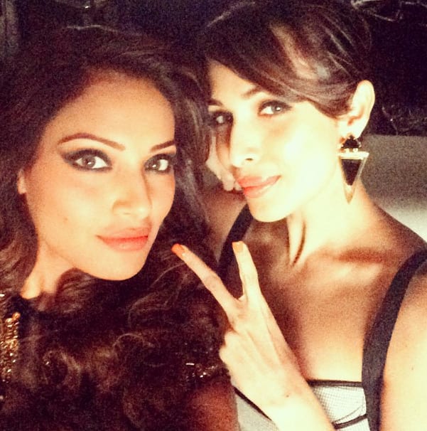 bipashabasu:-Girls kinda have fun everywhere, with lovely Malaika:) - Instagram