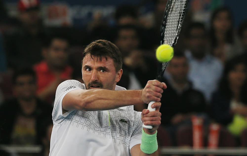 Musafir.com UAE Royals Goran Ivanisevic plays against Micromax Indian Aces player Pete Sampras during International Premier Tennis League, in New Delhi.