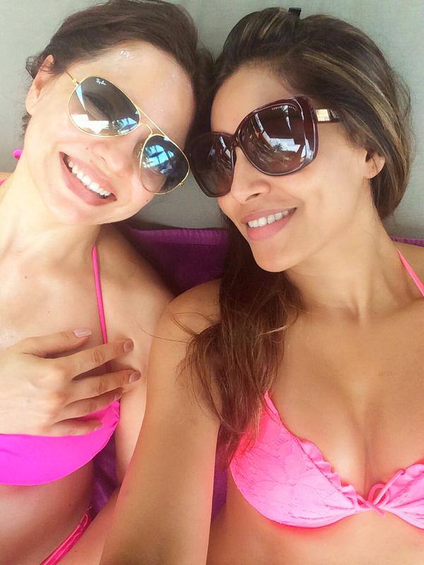 Bipasha Basu :- Happy happy birthday @deannepanday !  My soul sister, my gym buddy , my BFF, my most fav holiday partner:)Love you. -twitter