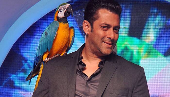 Salman Khan thanks his team!